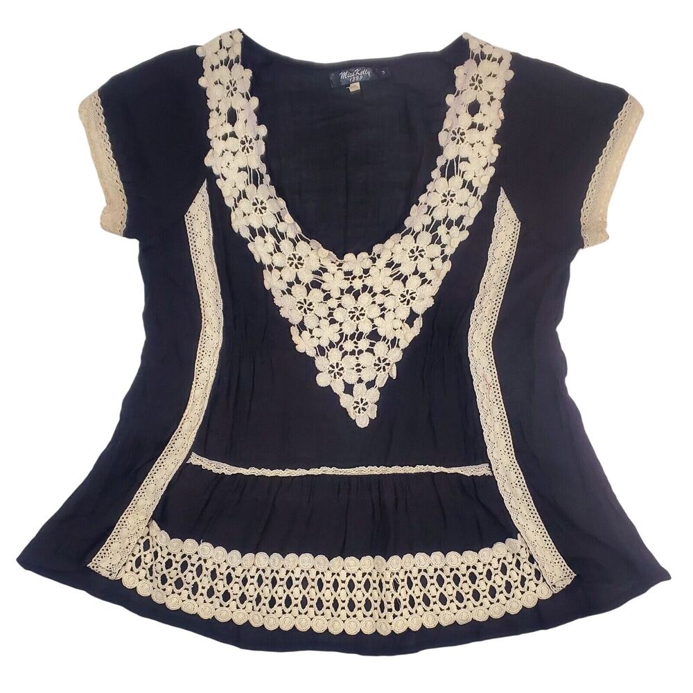 Miss Kelly 1999 Size M Black Lace Bib Womens Y2K Top Vintage Baby Tee Shirt 90s